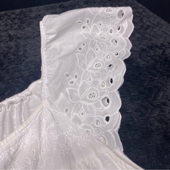 Torrid White Eyelet Lace Embroidered Tank Top Women’s 2 BEACH TROPICAL CRUISE - Picture 8 of 12